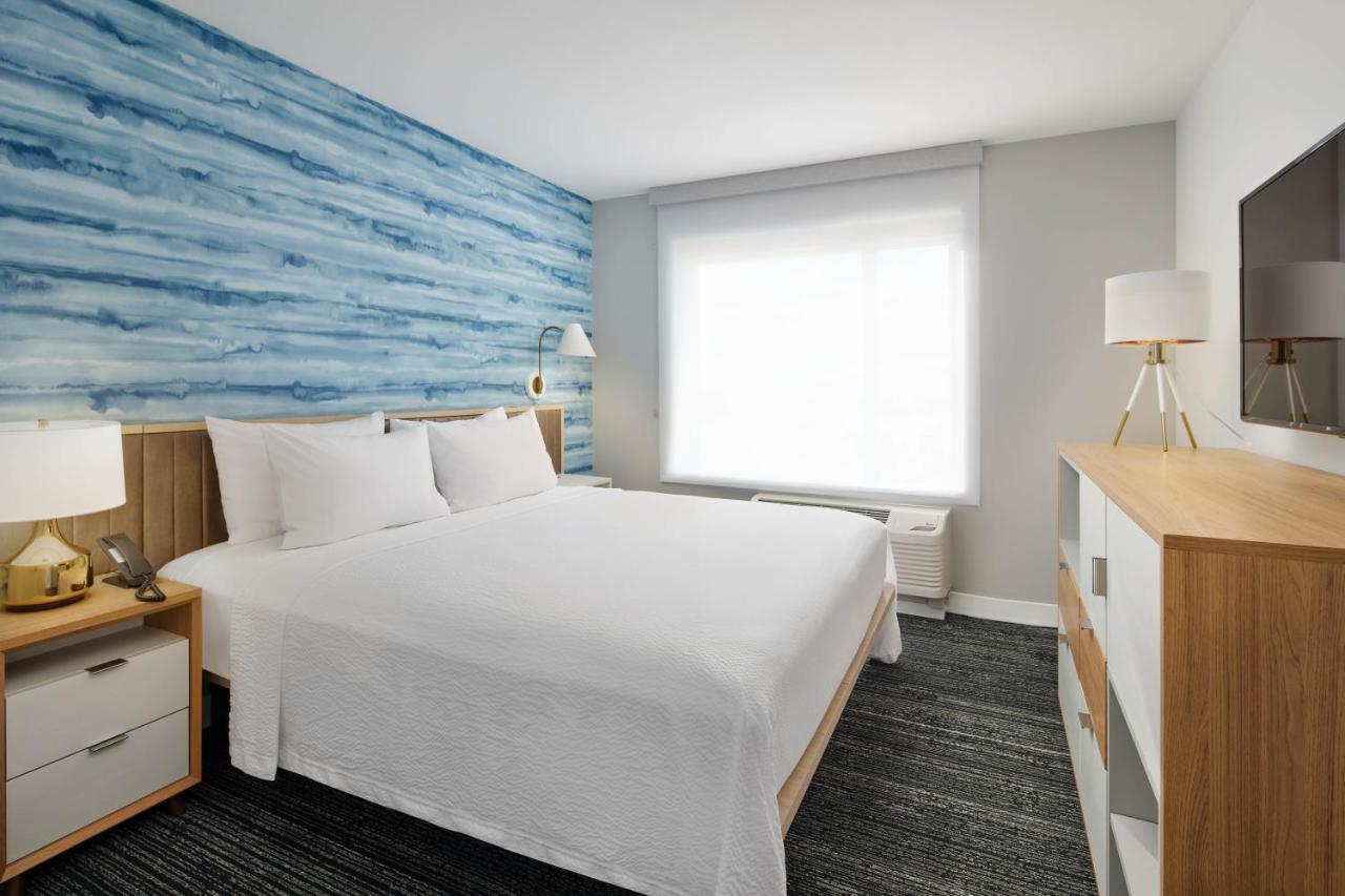 Towneplace Suites By Marriott Tampa Casino Area Orient Park Luaran gambar