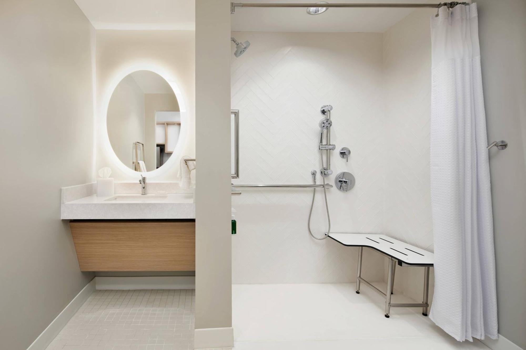 Towneplace Suites By Marriott Tampa Casino Area Orient Park Luaran gambar