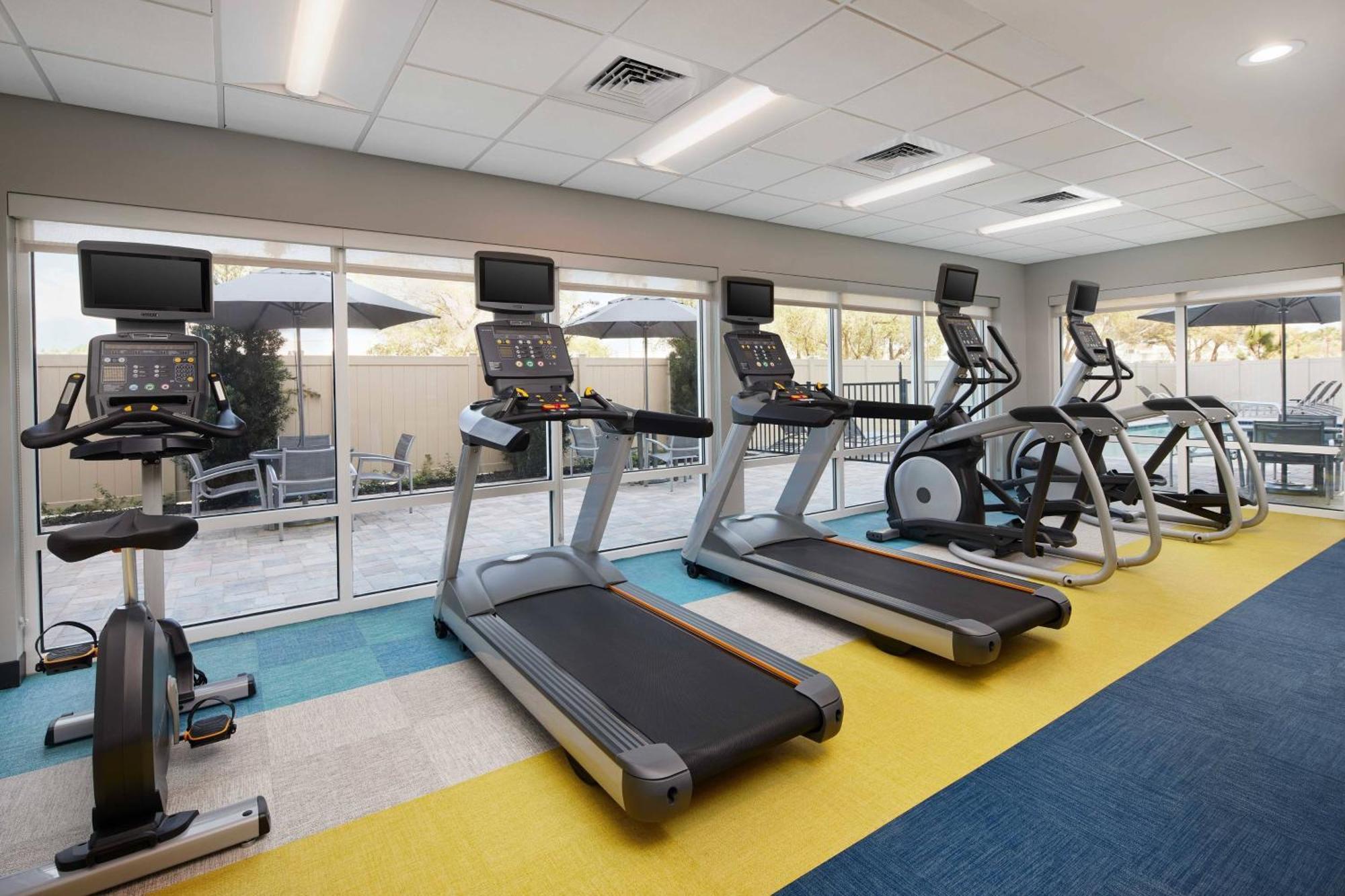 Towneplace Suites By Marriott Tampa Casino Area Orient Park Luaran gambar