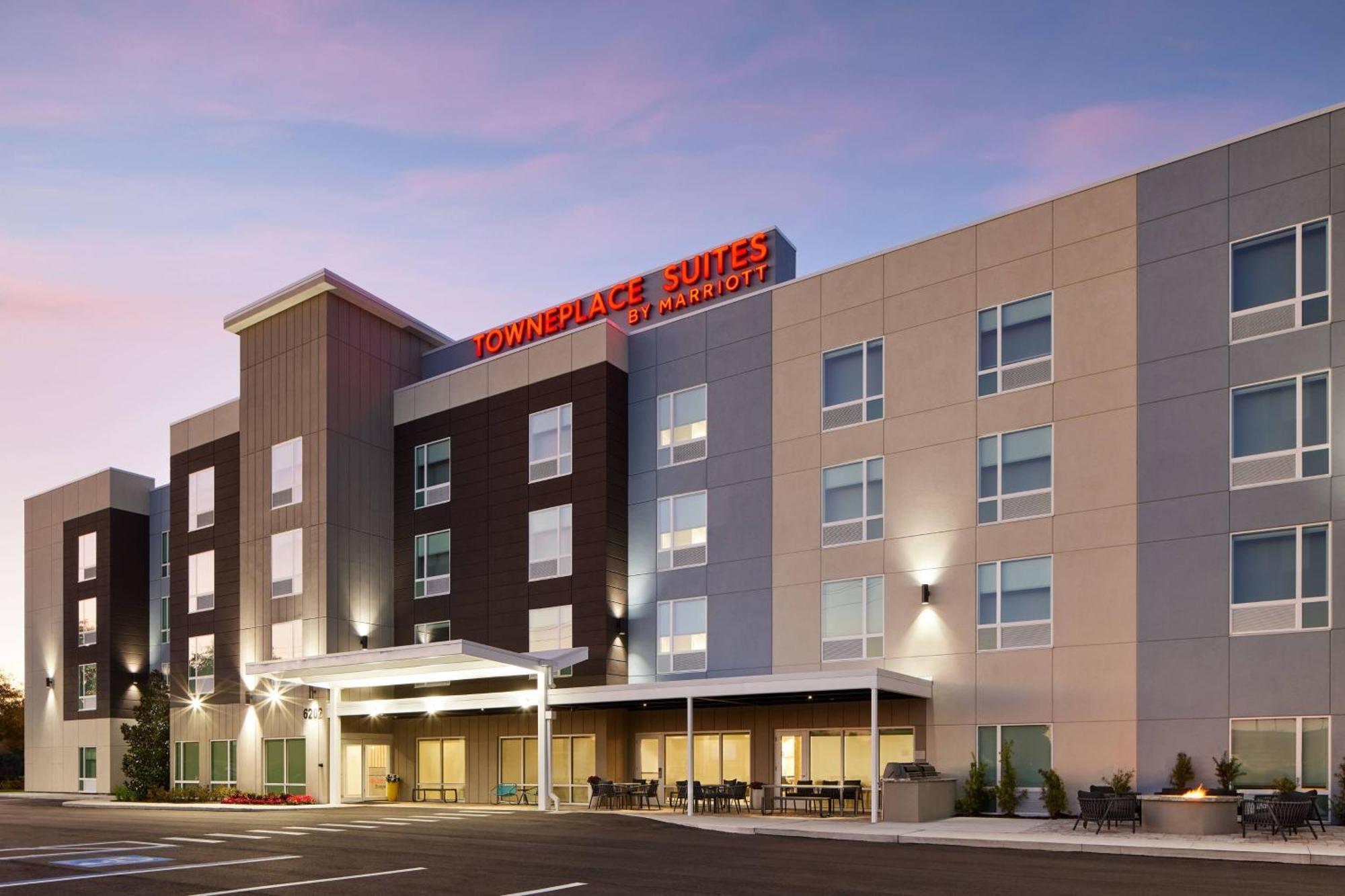 Towneplace Suites By Marriott Tampa Casino Area Orient Park Luaran gambar